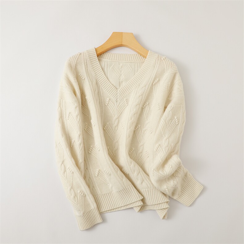 2025年秋季宽松型常规单件套头大V领树叶款加厚，女装针织衫/毛衣，晨收贸易商行