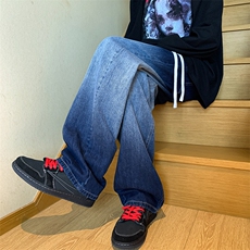 蓝色