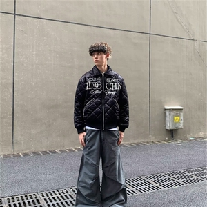 网图 美潮珍珠钉菱形格boxy版棉服外套 W1925/特P95图片