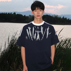 藏青色