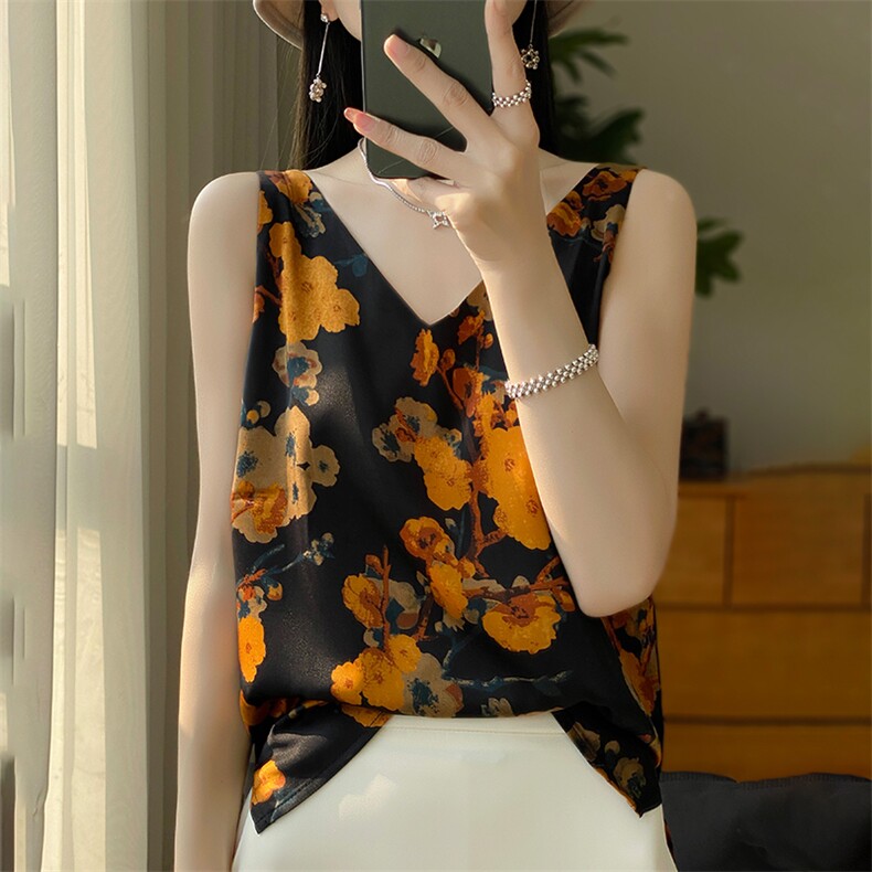 法式缎面显瘦V领外穿吊带背心女2024年夏季新款,女装背心吊带,绒宛羊绒