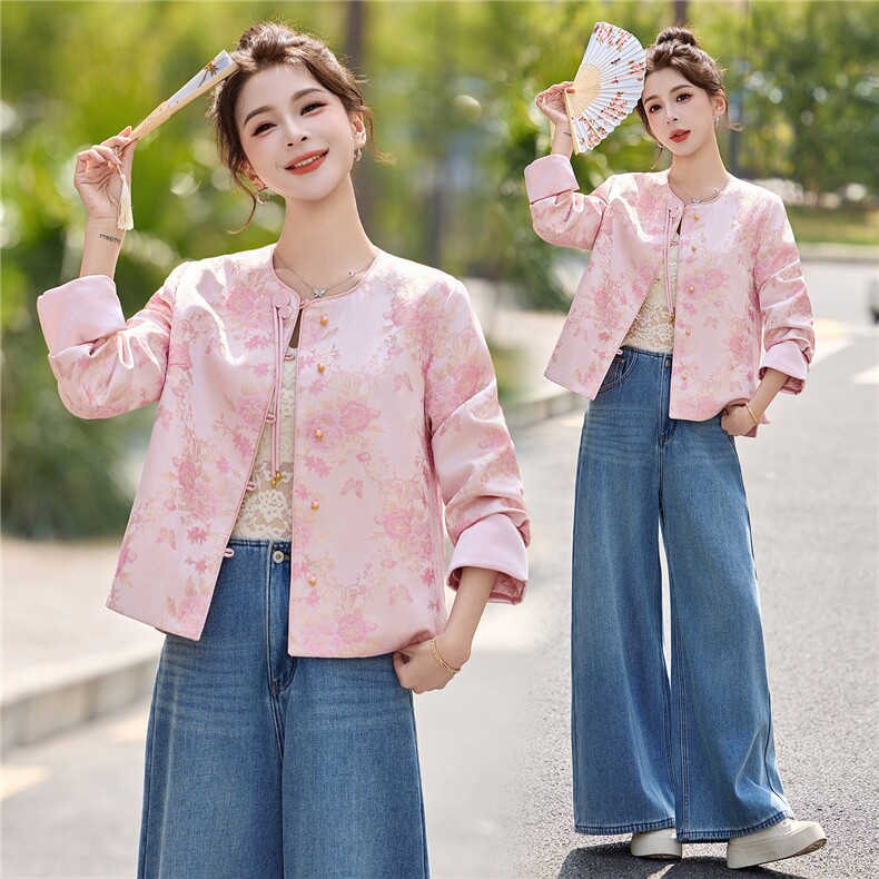 现货现货2026年春季新中式提花盘扣外套，女装短外套，艾仟回(原伊仟回)