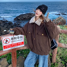 美式复古灯芯绒外套女秋冬仿羊羔毛翻领工装夹克上衣，女装短外套，2C177