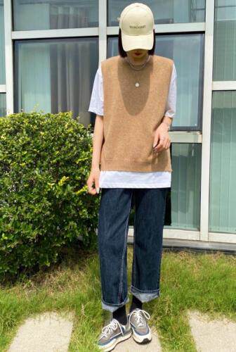 秋季新款圆领后开叉简约设计时尚百搭马甲女，女装马夹，日の谷