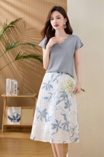 香港大牌轻奢高级感大码短袖T恤印花半身裙两件套，女装套装/套裙，牡丹诺