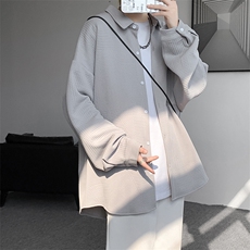 灰色