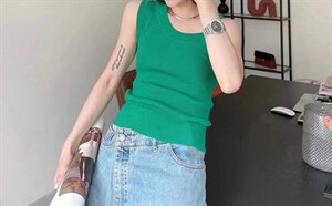 不对称性吊带设计风格,女装背心吊带,魅力元素