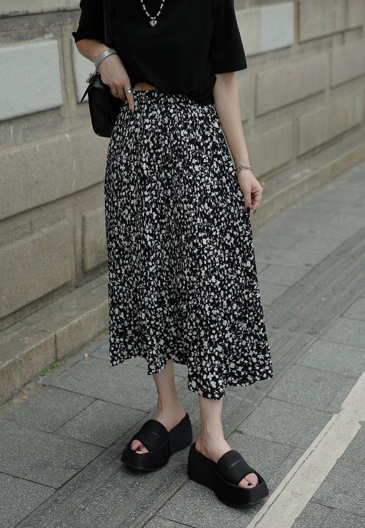 好看的小花、圆点高温压皱半身裙，女装半身裙，简 影