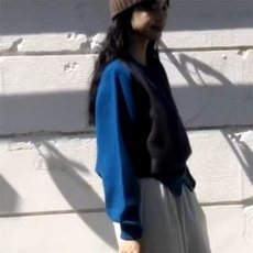 秋冬新款羊毛撞色圆领开衫简约个性显瘦保暖外套，女装羊毛衫，旭驰羊绒