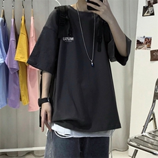 深灰色