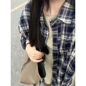 TC793-P45 藏蓝色复古格纹衬衣 美式休闲长袖上衣 男女款高级百搭图片