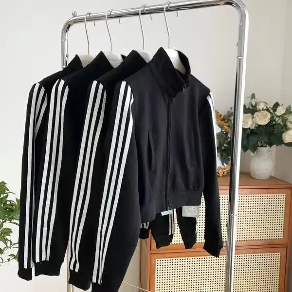 F241013-P55三条杠短款卫衣外套春秋棒球服秋季初秋运动早秋穿搭,女装短外套,星座617A-2