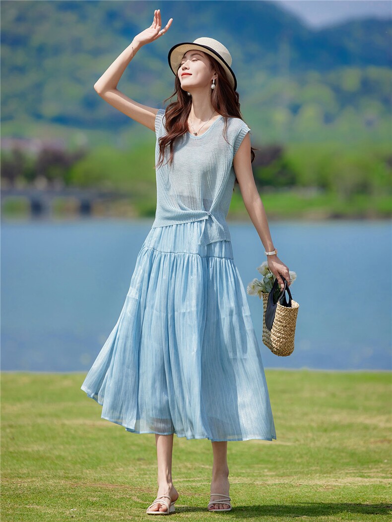 现货2026年夏季休闲风圆领毛衣抗皱修身型微弹女套头上衣两件套,女装套装/套裙,靓衣阁