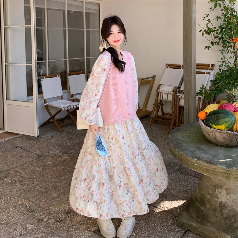 ！26新品碎花连衣裙配针织马甲二件套M12-P215-K348,女装套装/套裙,2C305