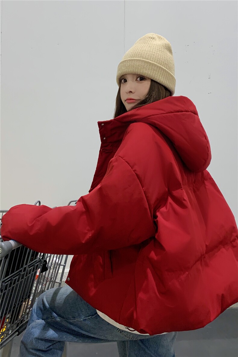 牛角扣红色连帽羽绒服女冬超火好看高级小众独特漂亮短款加厚外套,女装羽绒服,2D035