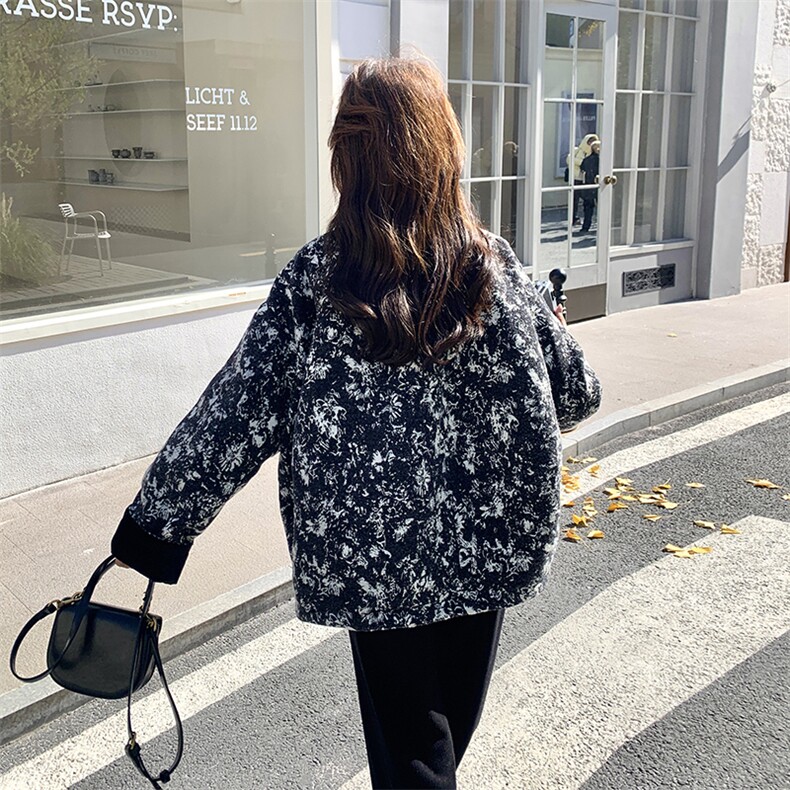 现货：冬季新款新中式印花高级感风圆领羽绒服（90白鸭绒）,女装羽绒服,2C135