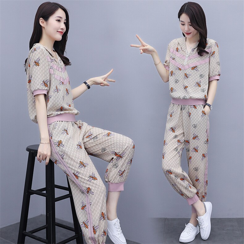 大量现货2022年夏季印花连帽个性优雅舒适时尚短袖套装,女装套装/套裙,奕薇雅