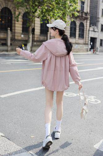 秋款风衣，女装风衣，红嘴鸥