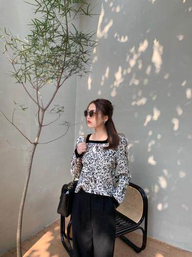 黑白方领上衣，女装，HE