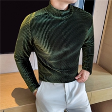 松绿色