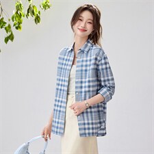 2026春夏新款蓝白格纹衬衫女学院风宽松慵懒风叠穿衬衣透气纯棉，女装衬衫，艾米