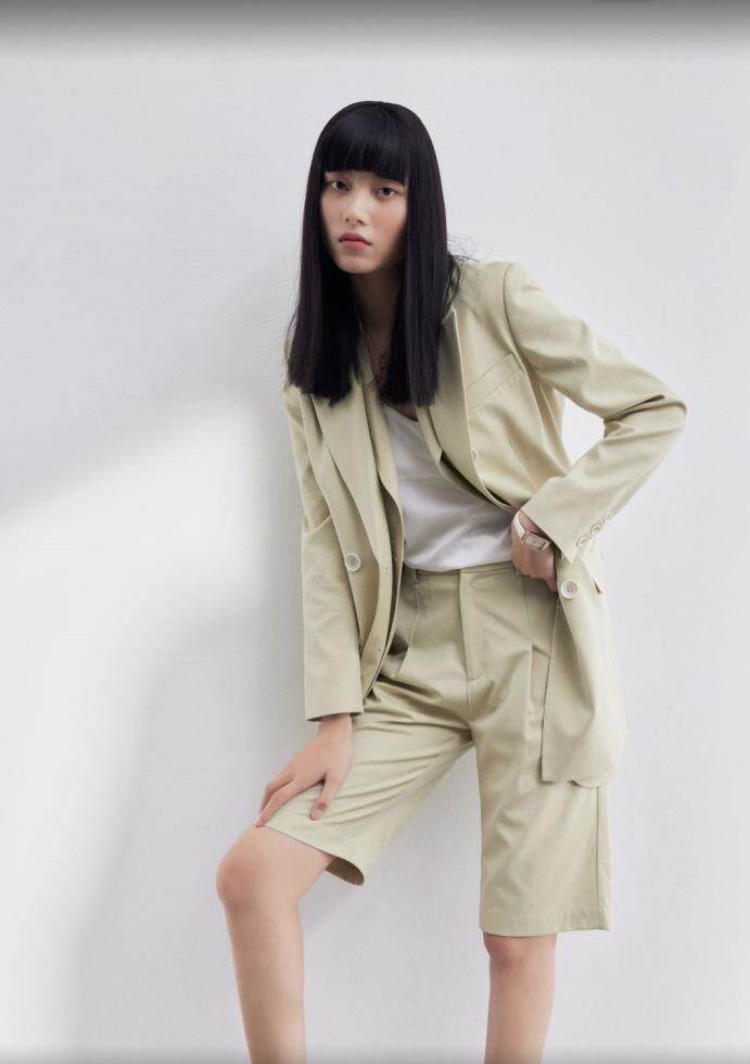 春款现货轻奢知性魅力女人，女装，可艺尚