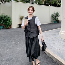 灰色马甲半身裙套装女夏2025新款韩版超火独特绝美盐系穿搭三件套，女装套装/套裙，2C051
