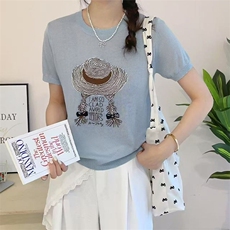 夏季女士薄款简约浅蓝色冰丝针织短袖T恤女2025新款爆款短款上衣，女装T恤，萱芳婷羊绒