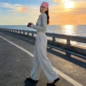 欧货慵懒风时尚套装女春季软糯短款开衫上衣内搭吊带阔腿裤三件套图片