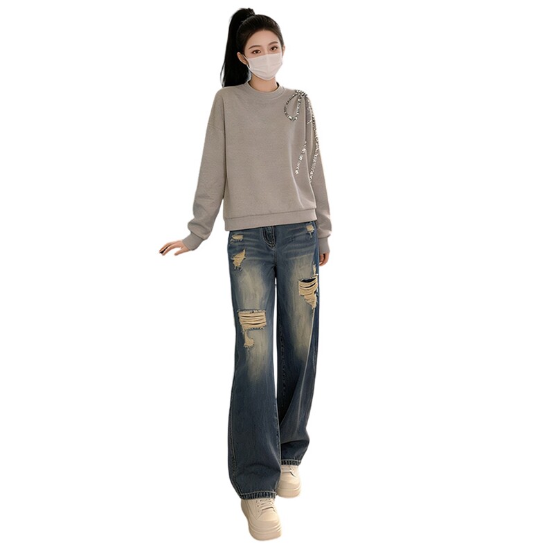 女春新款时尚减龄套装修宽松减龄圆领刺绣上衣破洞牛仔长裤两件套,女装套装/套裙,2C310