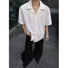 米白色