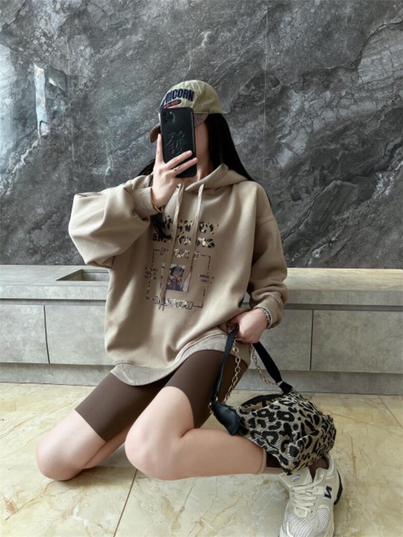 时尚休闲潮流卫衣，女装卫衣/绒衫，泽妤