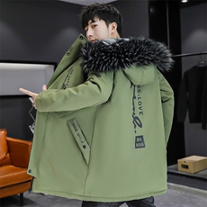 军绿色