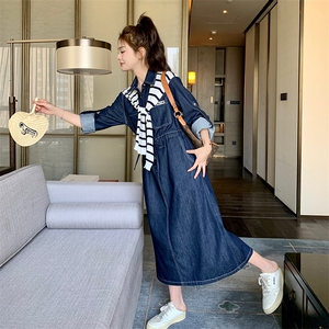 俏皮小个子牛仔连衣裙女2025春新款韩版收腰显瘦少女感减龄衬衫裙图片