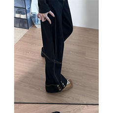 黑色