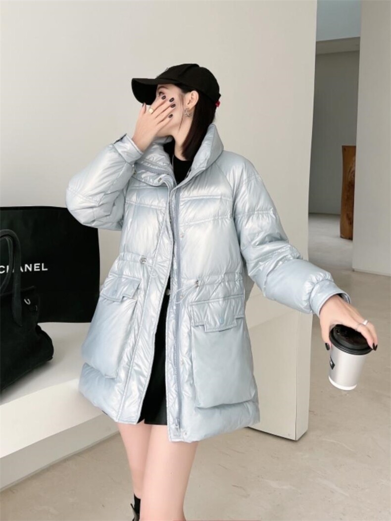 冬季羽绒服现货，女装羽绒服，艾伊贝雪