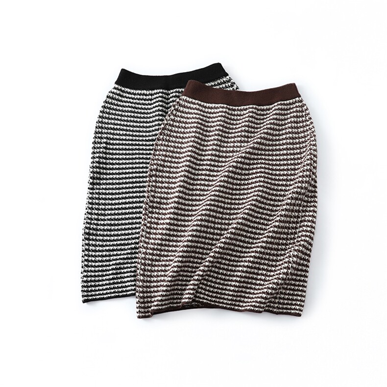 针织半身裙短款休闲设计感小众2024年新款裙子女千鸟格，女装半身裙，丹芙娇羊绒