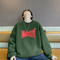 墨绿色
