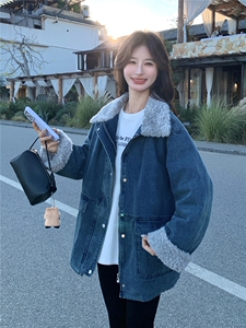 美式蓝色羊羔毛领牛仔外套女2025冬季新款高级感休闲宽松夹克上衣图片