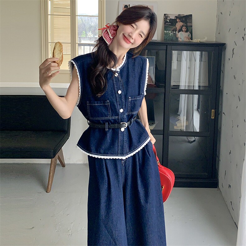 韩系气质蕾丝拼接牛仔马甲阔腿裤套装两件套女春季减龄气质穿搭,女装T恤,2D076
