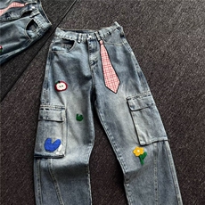 蓝色