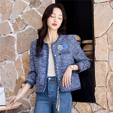 【bao款现货已出】2025秋装新款山茶花小香牛仔蓝粗花呢短外套，女装短外套，雅静靓衣