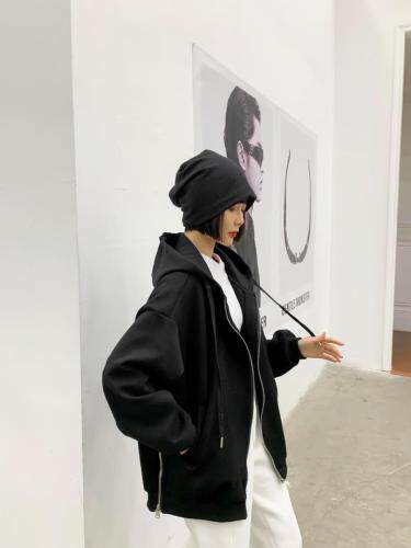 现货三色刺绣卫衣，女装卫衣/绒衫，C&B