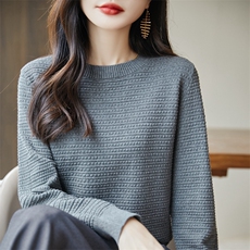 2025年秋季新款百搭女士圆领纯色长袖针织衫，女装针织衫/毛衣，丹芙娇羊绒