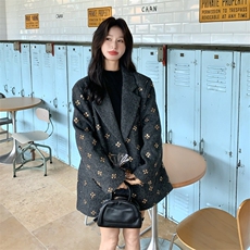 灰色羽绒内胆毛呢西装外套女秋冬新款加厚宽松休闲慵懒风加厚上衣，女装毛呢外套，2C168