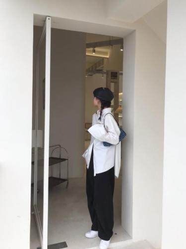 春季新款口袋刺绣衬衣，女装，Queena PHoebe