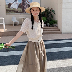 夏季港风小众设计V领提花上衣半身裙两件套女夏新款宽松休闲套装，女装套装/套裙，一九零