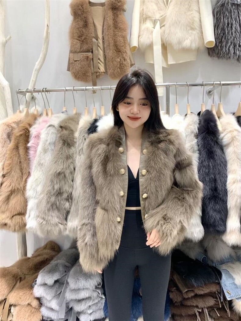 冬季新款狐狸毛外套，其它，邱小姐