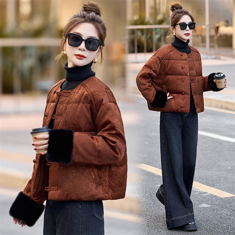 短款羽绒服女2024冬新款小个子高级感超好看新中式国风盘扣面包服,女装羽绒服,依如秀(原杭风阁)