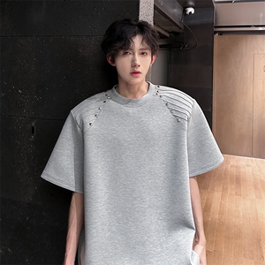 现货  垫肩小众高级感铆钉短袖夏季宽松潮男T恤  A071-T70-P40图片